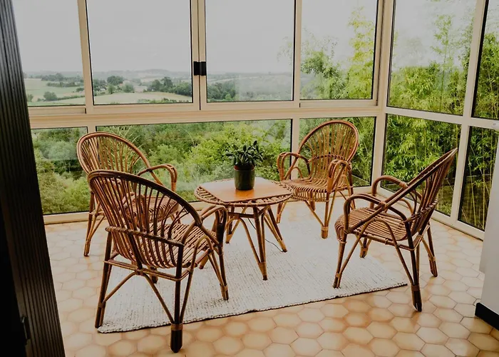 De Campagne Avec Et Parking, Animaux Acceptés - Fr-1-653-286 Bioussac